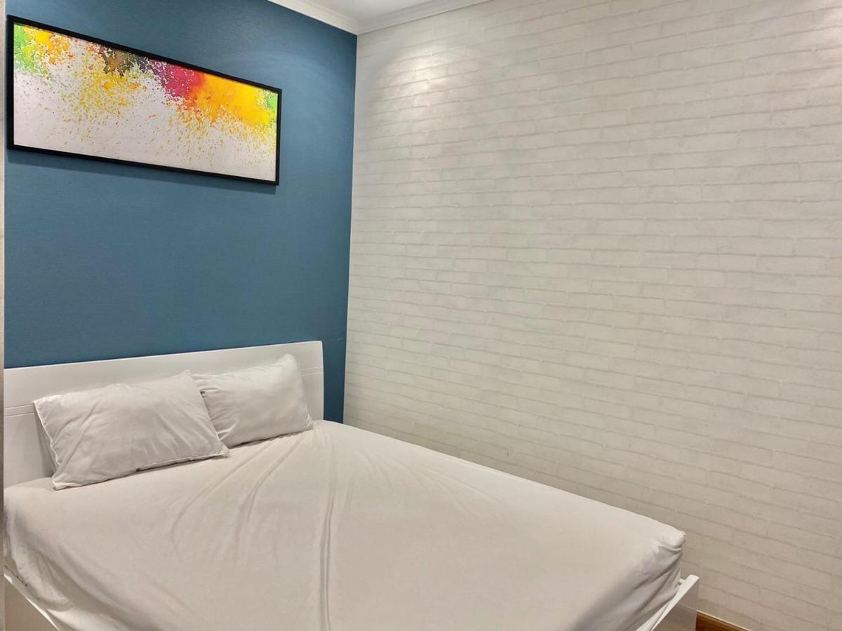 Vinhomes Time City And Parkhill Premium Apartment Hanoi Bagian luar foto