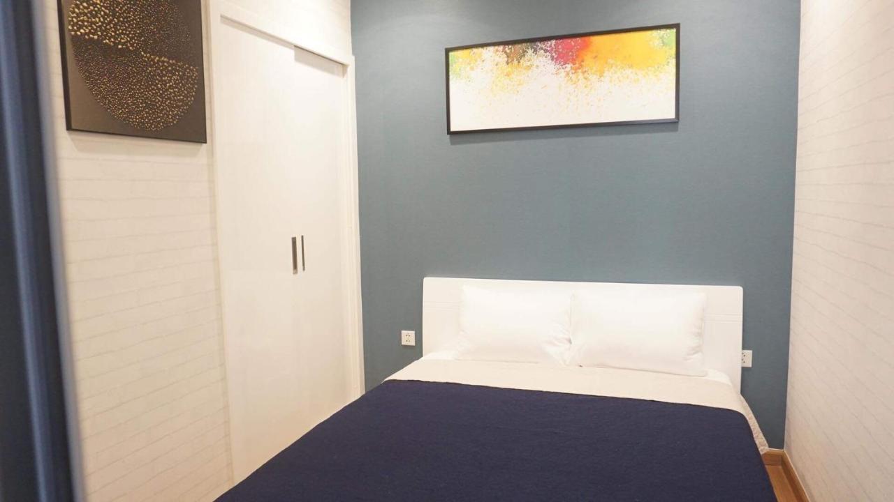 Vinhomes Time City And Parkhill Premium Apartment Hanoi Bagian luar foto