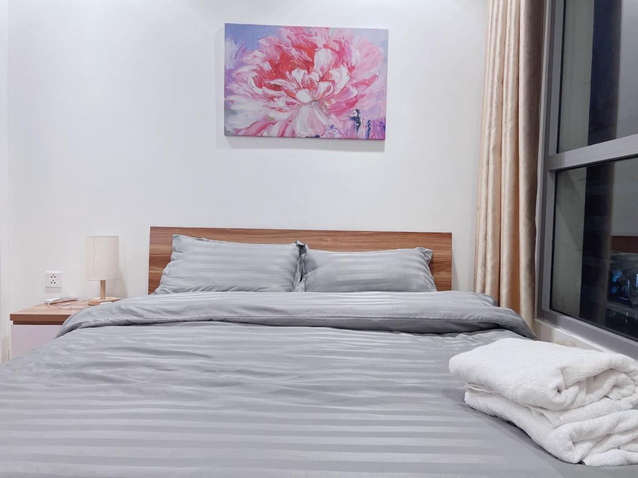 Vinhomes Time City And Parkhill Premium Apartment Hanoi Bagian luar foto
