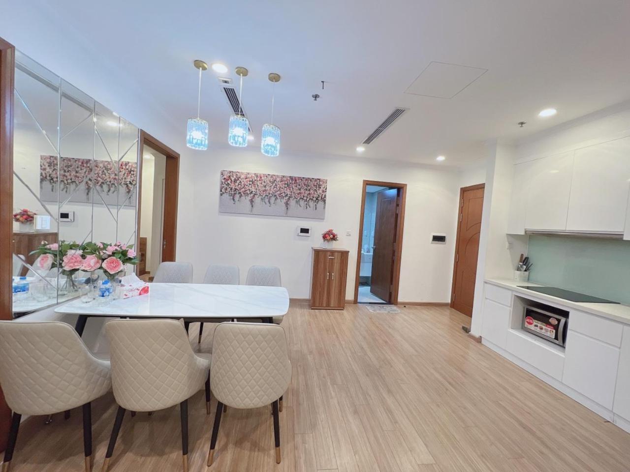 Vinhomes Time City And Parkhill Premium Apartment Hanoi Bagian luar foto