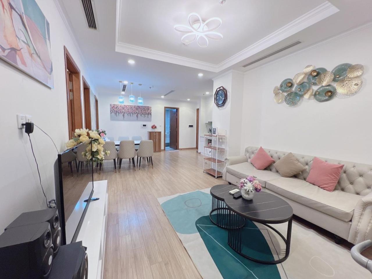 Vinhomes Time City And Parkhill Premium Apartment Hanoi Bagian luar foto